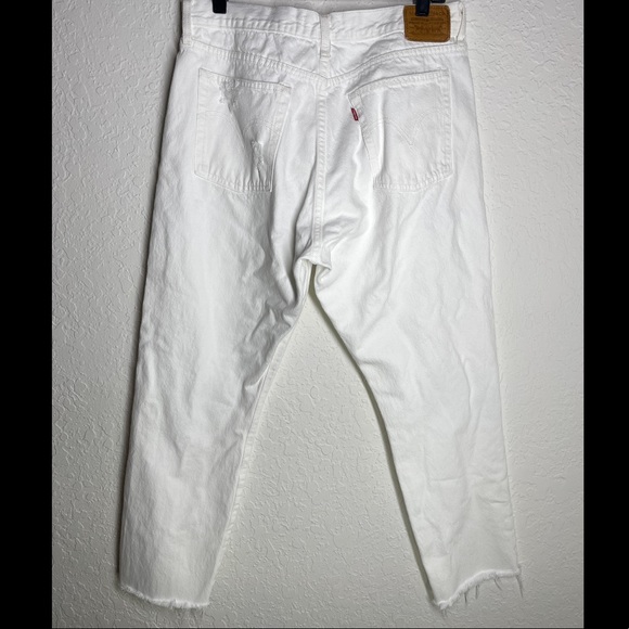 Levi's 501 Wedgie Straight Distressed White Jeans Sz 32 - Picture 7 of 14